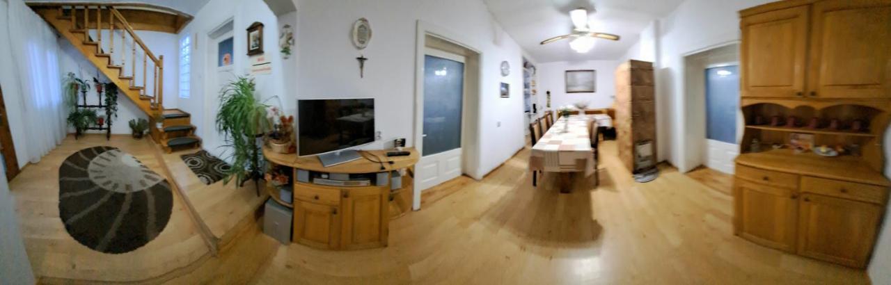 בית אירוח Casa Melinda *