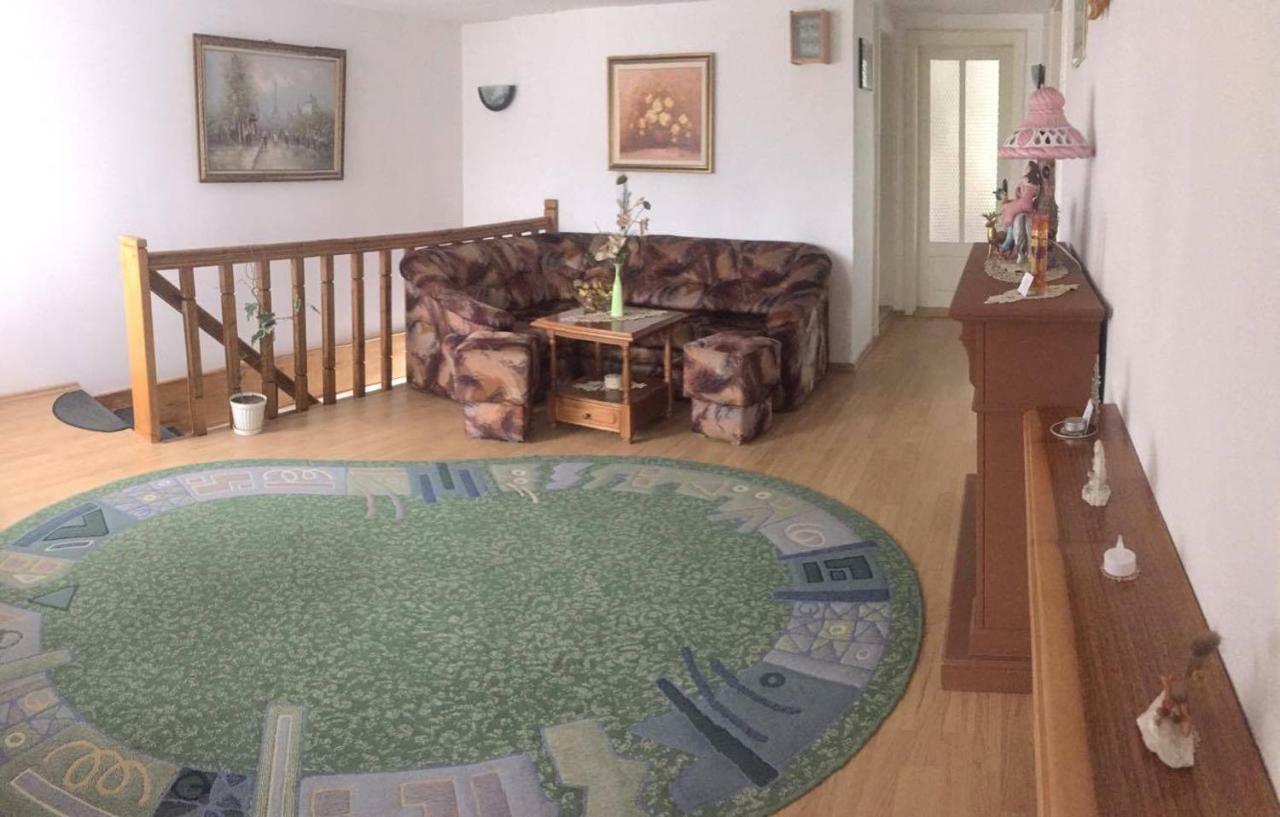 Casa Melinda בית אירוח